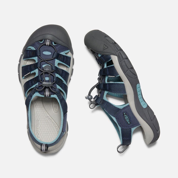 Women's Newport H2 Navy Magnet