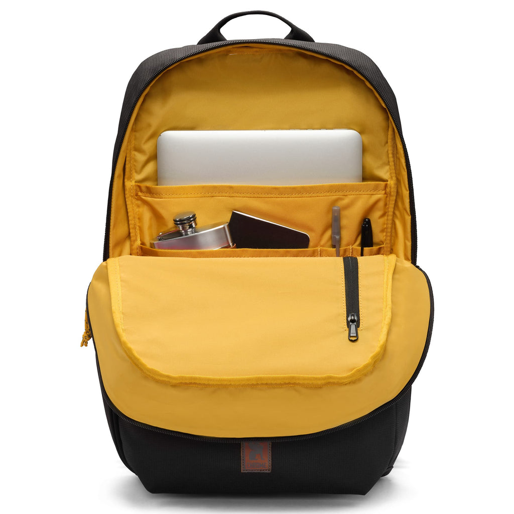Ruckas 23L Backpack in black inside view